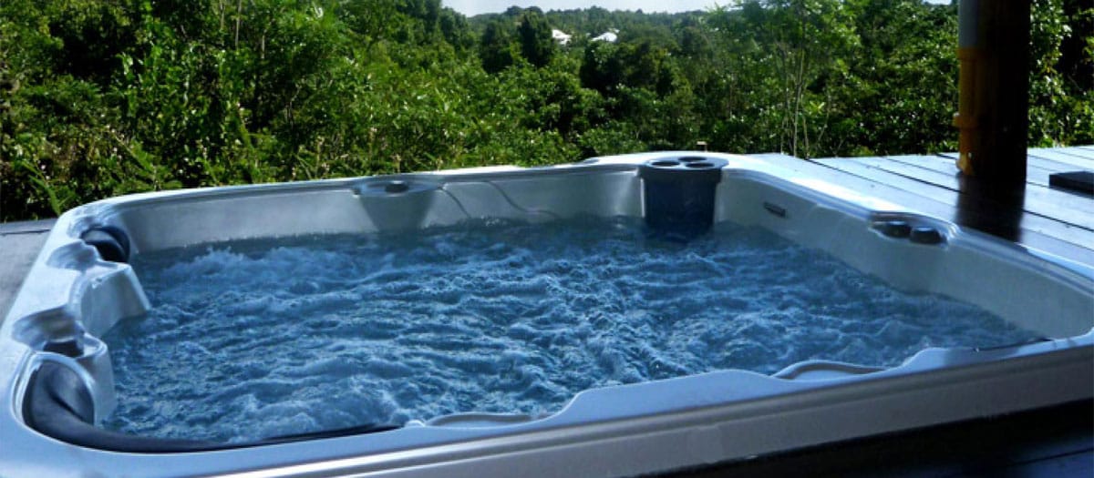 prix jacuzzi extérieur