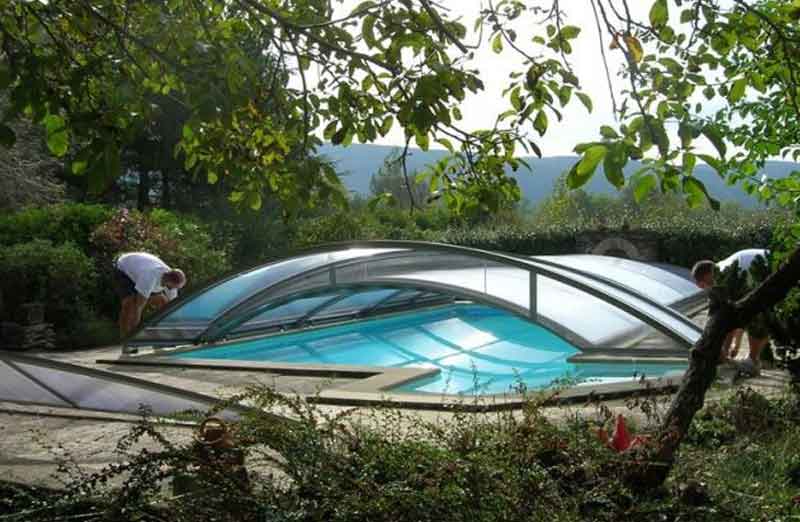 Prix de pose d'un abri de piscine