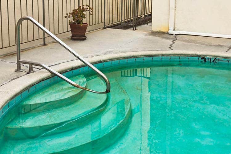 solution rattraper pratiques piscine verte