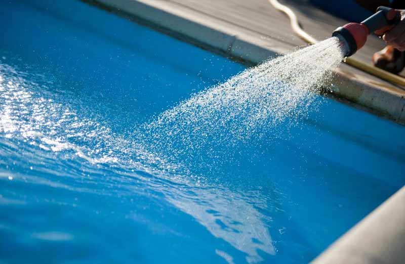 Prix de renouvellement de l'eau d'une piscine