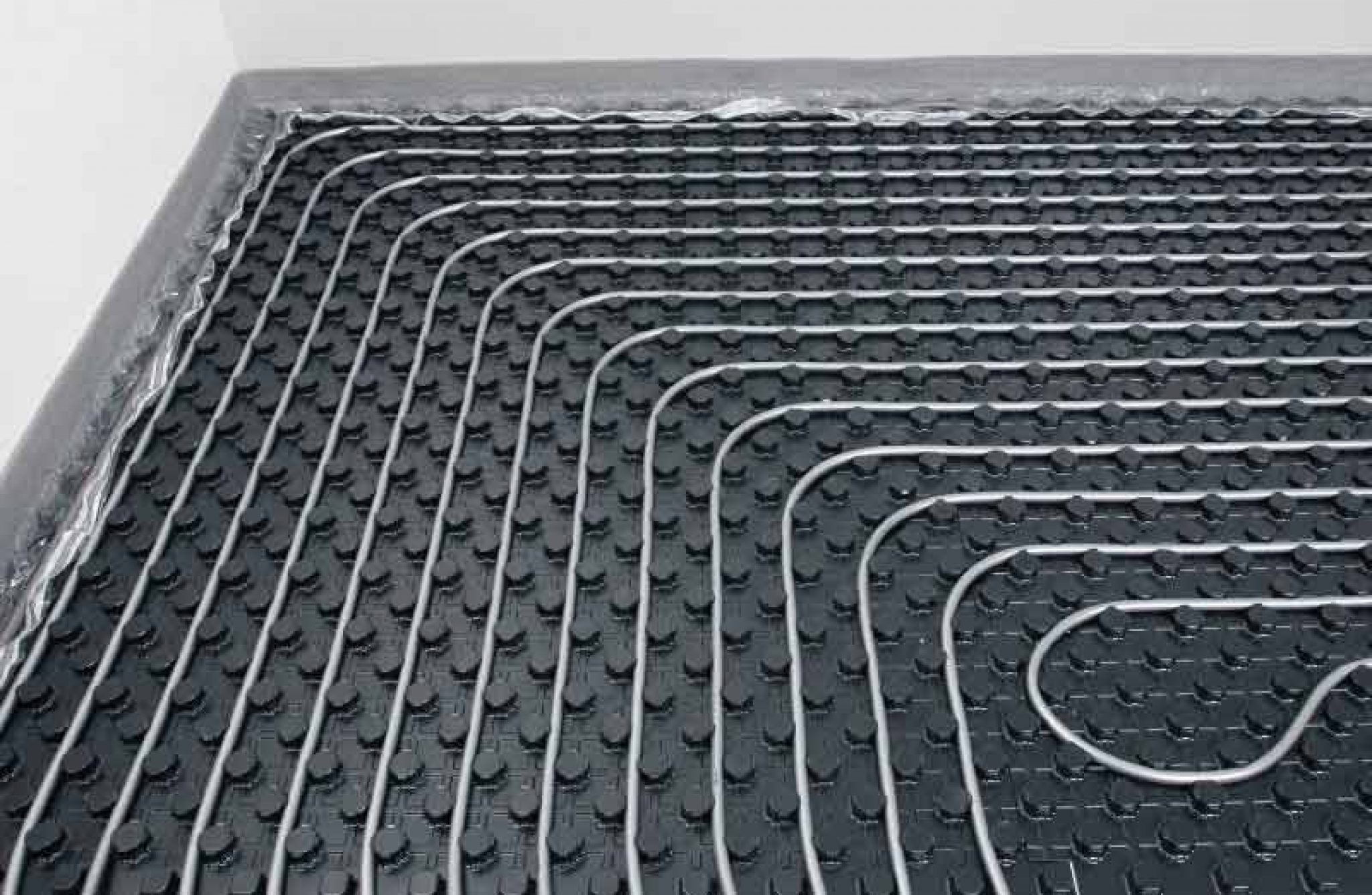 Poser du parquet sur un plancher chauffant | Conseils et avis