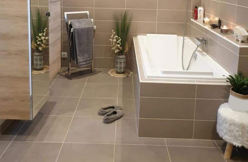 Revêtement de sol pour une salle de bain : choisir du carrelage