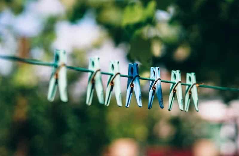 Fixer un sèche-linge sur une machine à laver : avant de commencer