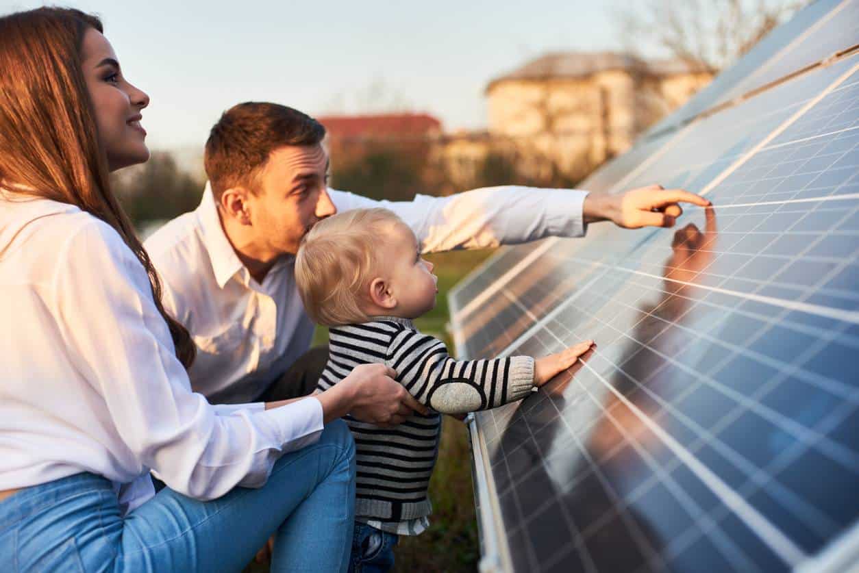 panneaux solaires pour la famille