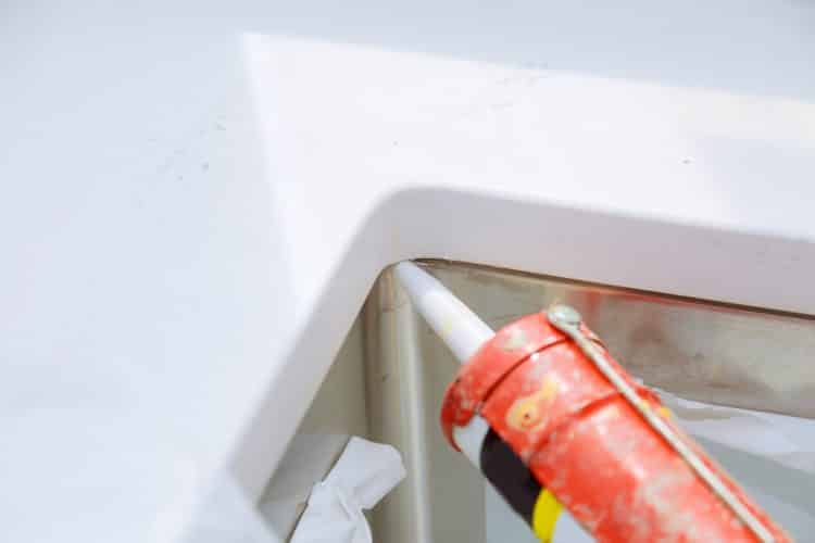 Meilleur pistolet à silicone électrique - Guide
