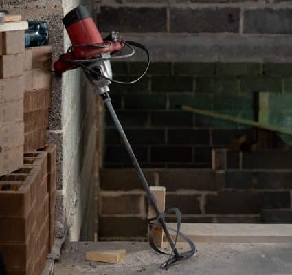 comment choisir son malaxeur mélangeur béton peinture