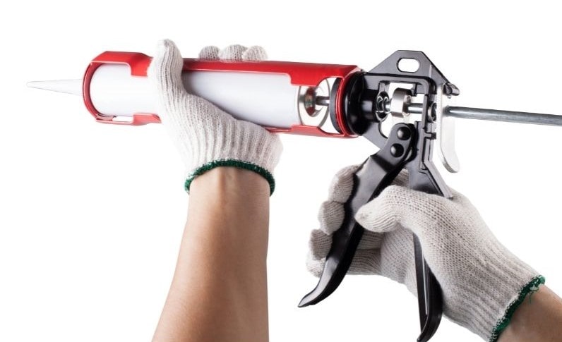 Comment fonctionne un pistolet à joints silicone