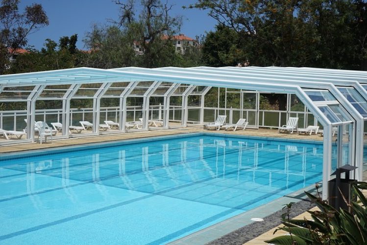 Abri spécial piscine hors-sol (sur-mesure)