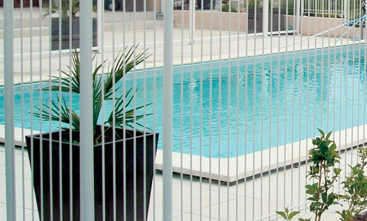 grillage rigide piscine