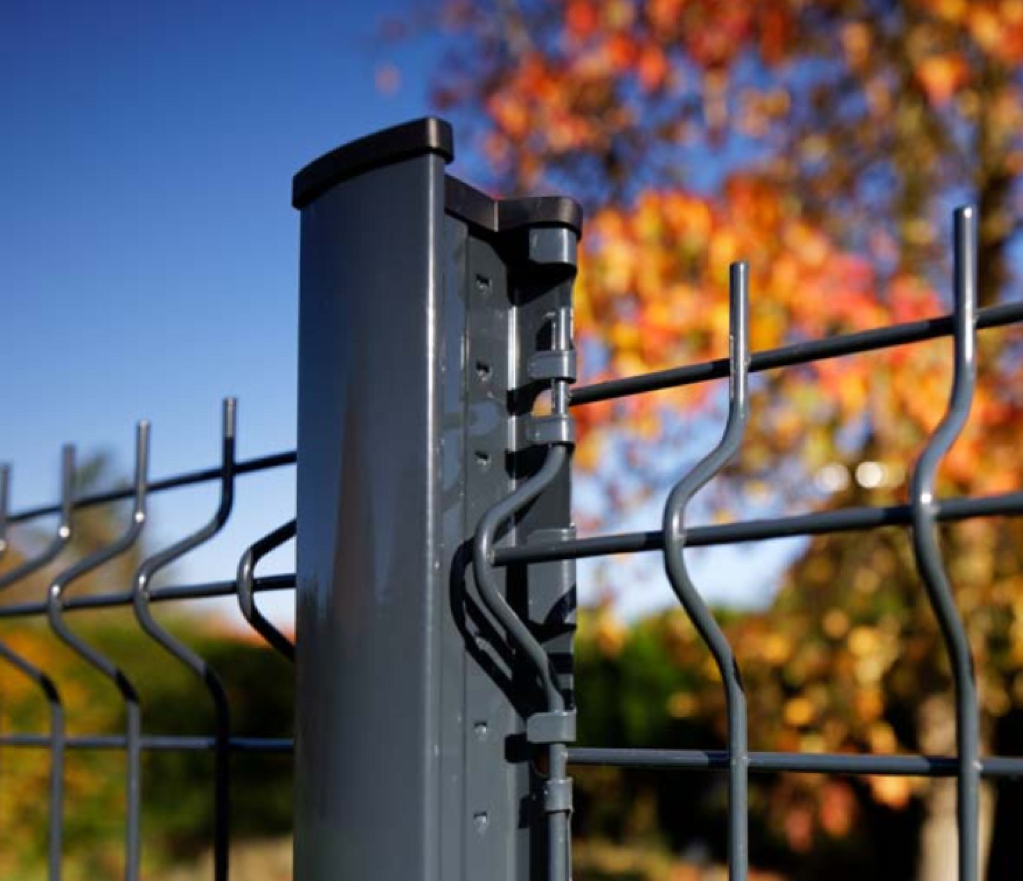 Capuchon poteau grillage rigide guide complet et prix