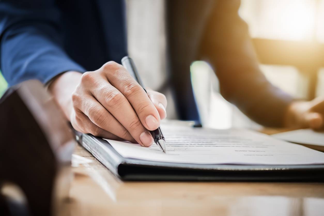 Conseils pour signer un contrat d'assurance emprunteur 