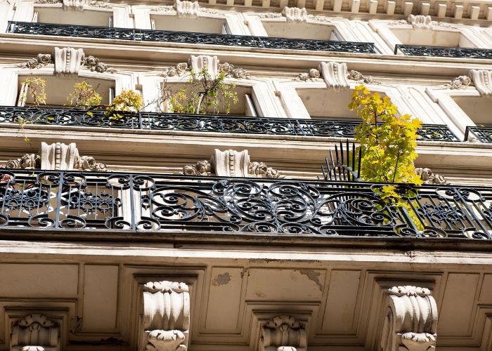 façade immeuble parisien
