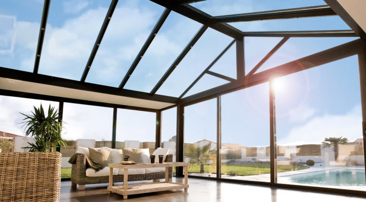 veranda en verre et toit