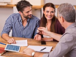 Crédit immobilier : choisissez un courtier pour votre rachat de crédits